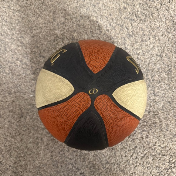 USED INSTINCT COMPOSITE LEATHER BASKETBALL 29.5” — Will Ship Deflated - Picture 3 of 4